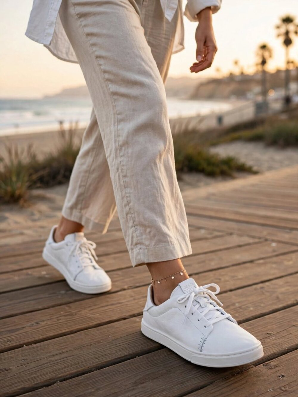 OluKai Women's Pehuea Li Ili Leather Sneaker Shoes Size 9 $120 in White